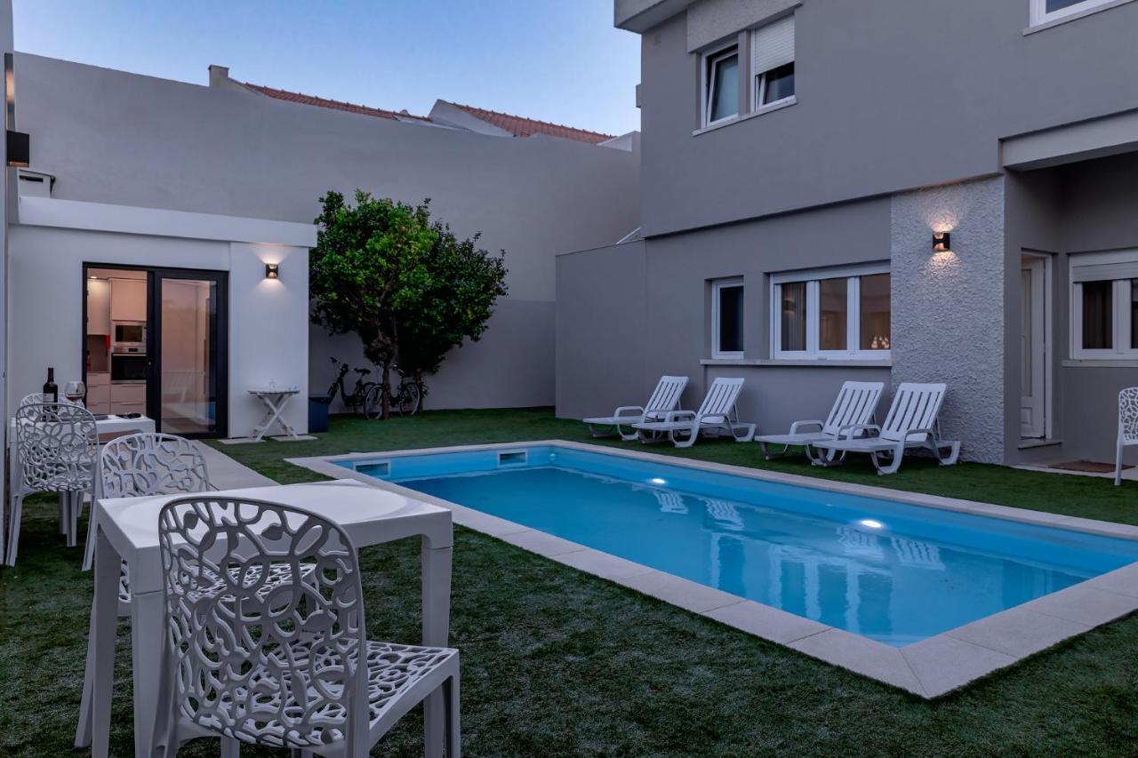 Bed and breakfast Ilheu 25 Peniche House Extérieur photo